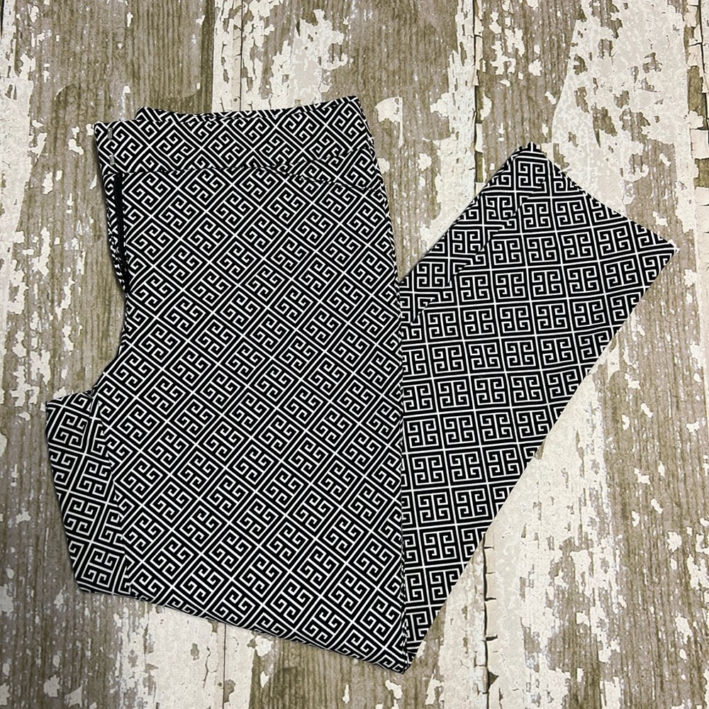 WHBM | Ankle Slim Fit Career Pants Grid Pattern.  White House Black Market